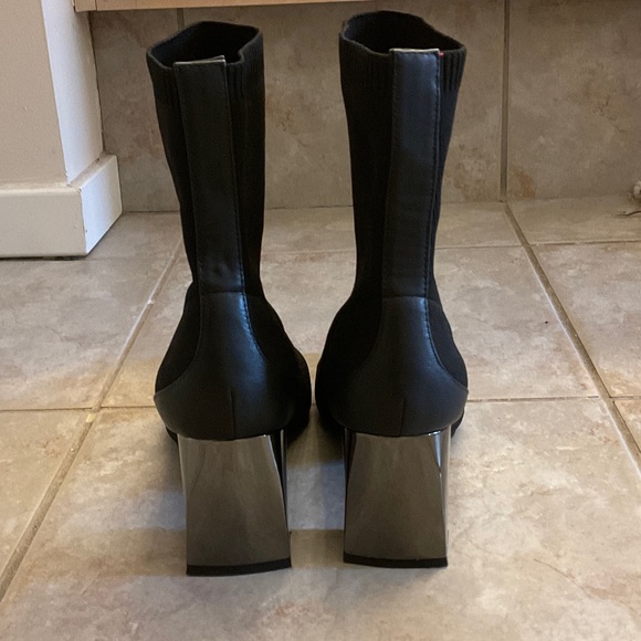 Zara Black Women's Ankle Boots - Picture 3 of 6
